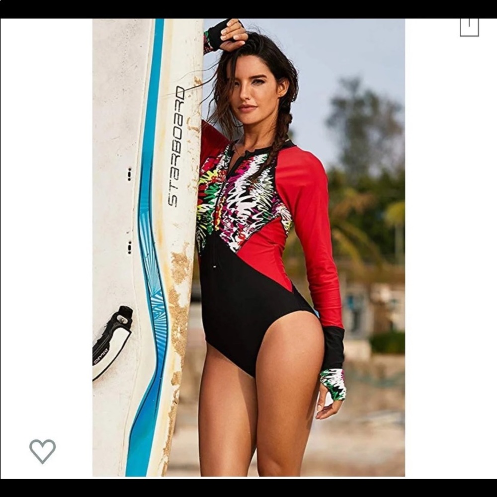 Long sleeve women’s rash guard suit